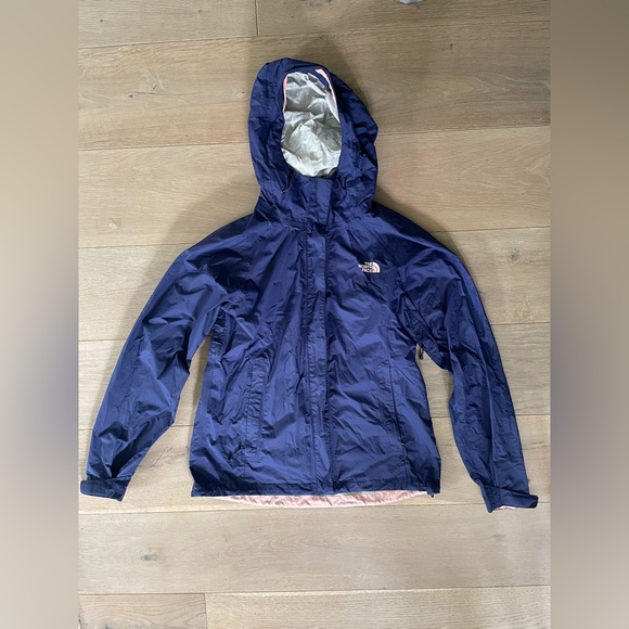 North Face purple rain jacket - size medium (M) - Picture 1 of 8